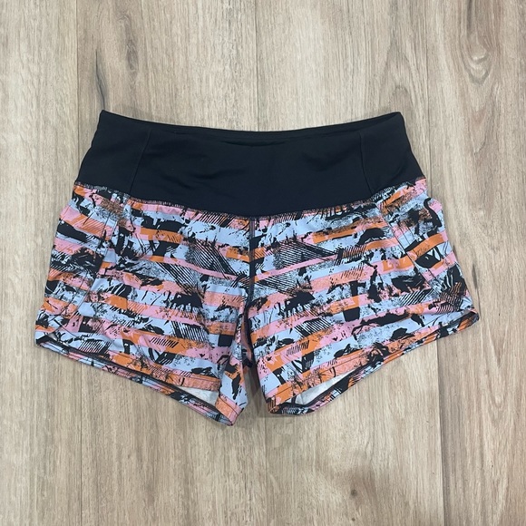 Lululemon Run Times Short II 4", size 2 - Picture 2 of 10